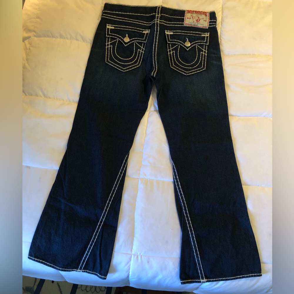 EUC True Religion Joey Super T men’s jeans, size 40, seat 34.